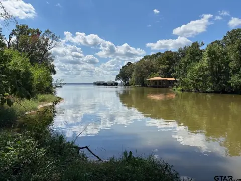 Flint, TX Canal Front Lot
