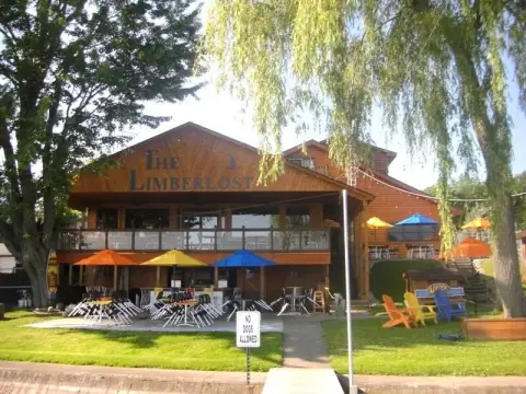 Waterfront Restaurant and Lounge