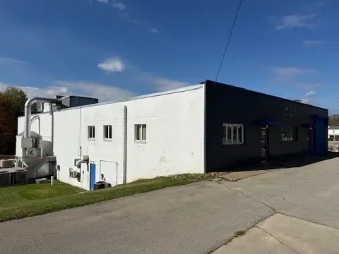Flex Building with Loading Dock