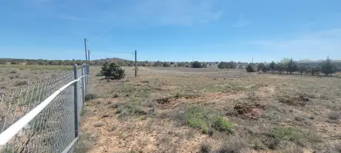 Residential Land in Paulden, Arizona