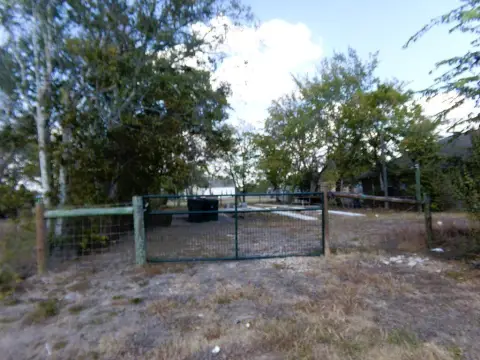 Residential Lot Near Downtown Weimar