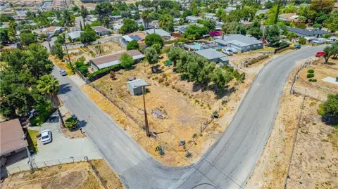 Corner Lot Ready For Building