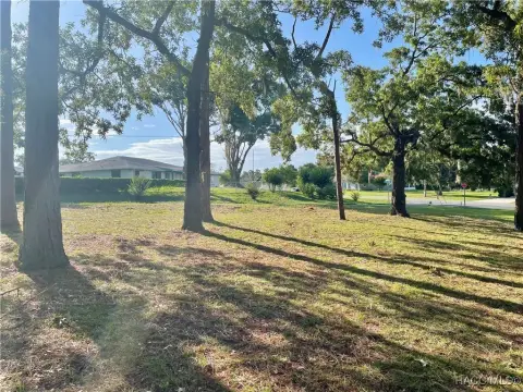 Residential Land in Crystal River