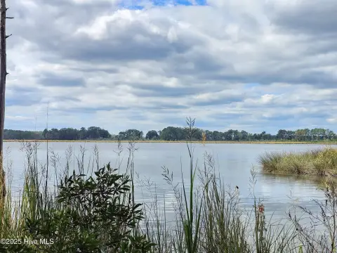 Waterfront Lot in Winfield Estates