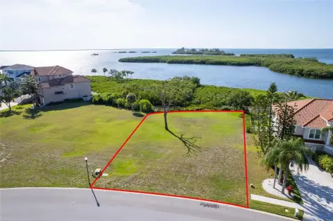 Gulf-Front Estate Lot Opportunity