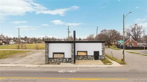 Detroit Commercial Building For Sale