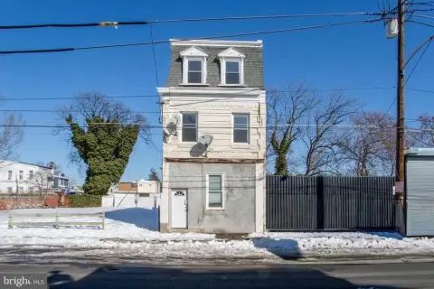 Four-Unit Multifamily Building
