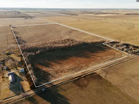 75 Acres Tillable Land Lyons