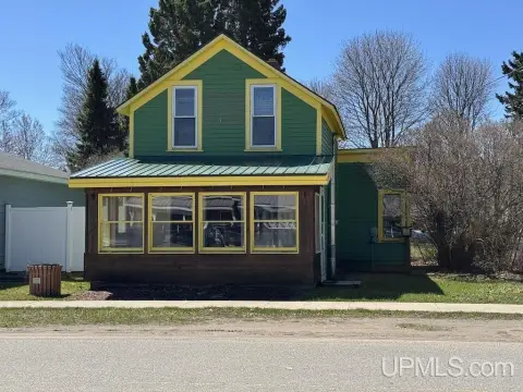 Grand Marais Commercial Opportunity