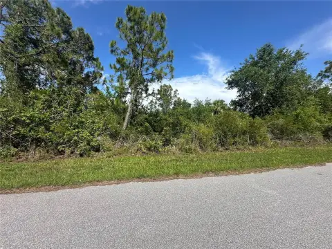 Vacant Lot in Prime Location