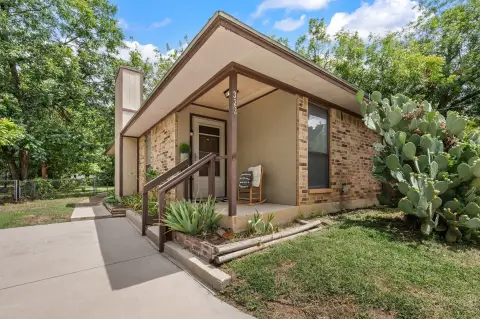 2-Unit Duplex with Storage