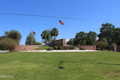 Spacious Land in Sunny Hills