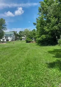 Residential Land in Hannibal, MO