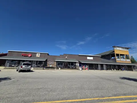 Downtown Mixed-Use Bar and Retail Building
