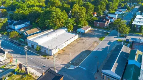 Corner Flex Building with Garage