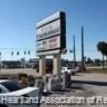 Retail Space in Sebring, FL