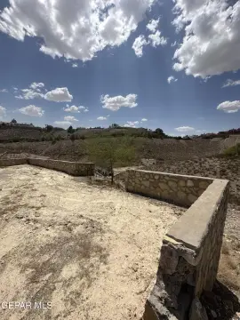 Residential Land with Panoramic Views