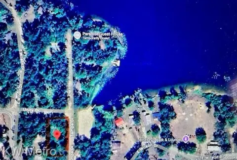 Buildable Lot Near Paradise Lake