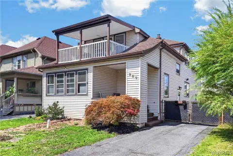 Duplex with Garage