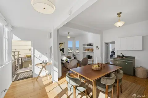 Two-Unit Duplex with Garden Courtyard
