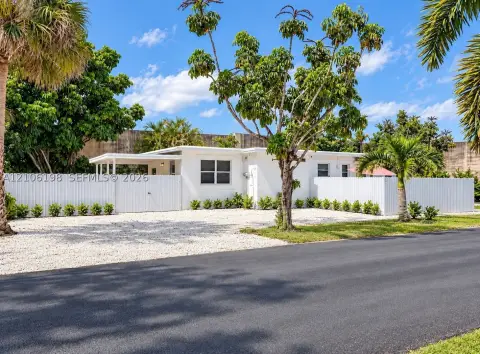 Triplex with Private Fenced Yards