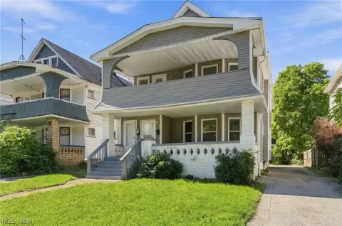 Renovated Duplex with Third-Floor Living Space