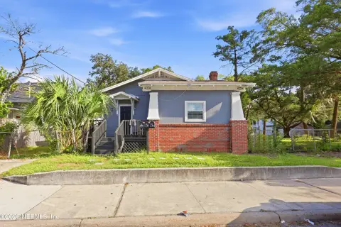 Updated Three-Unit Multifamily Property
