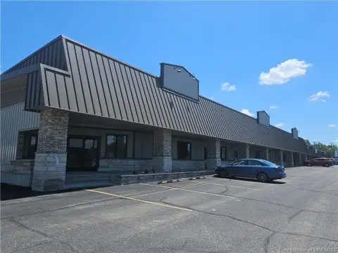 Retail Space with Build-to-Suit Options
