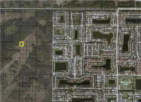 Residential Land in Miami, FL