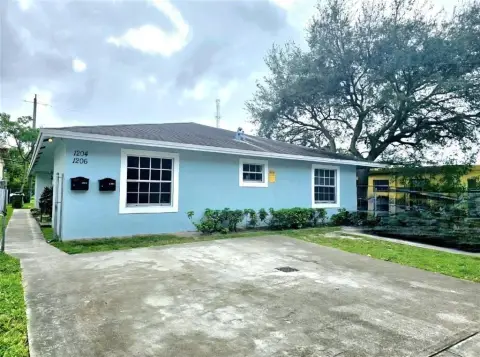 Fort Lauderdale Duplex Investment Opportunity