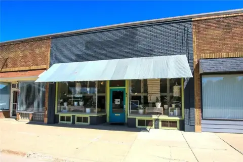 Dassel Commercial Building For Sale