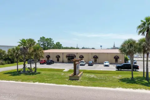 Versatile Panama City Beach Commercial Property
