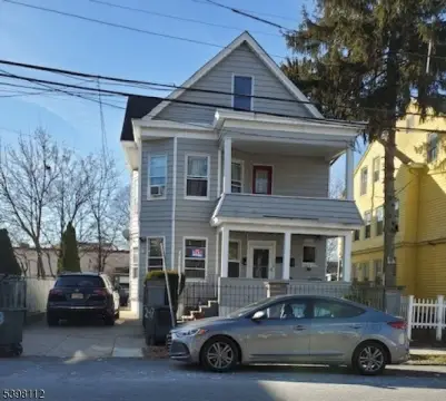 Multi-Family Home in Paterson City