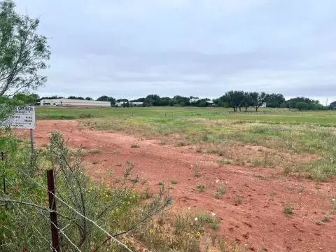 Llano Commercial Pad Site