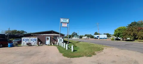 Grocery and Convenience Store