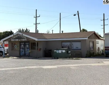 Retail Building Near Inman, Kansas