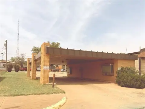 Elk City Commercial Property
