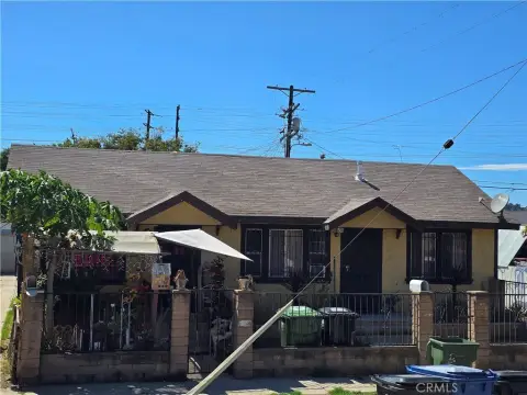 Tenant-Occupied Triplex