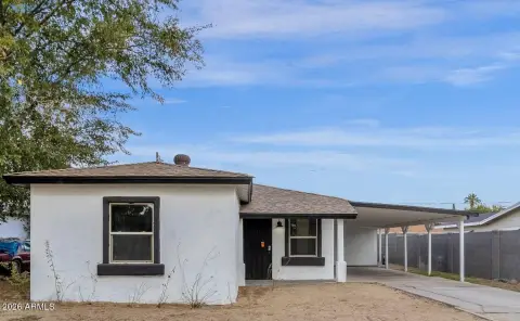 Renovated Triplex Near Grand Canyon