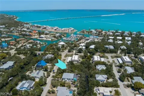 Sanibel Gulf-Access Buildable Lot