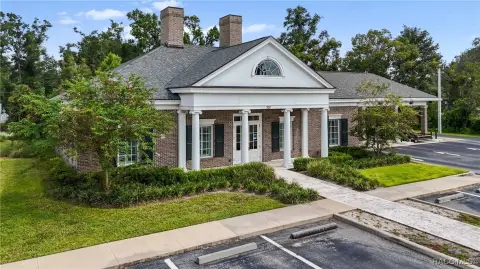 Commercial Property in Growing Region