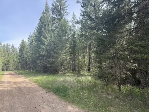 5-Acre Retreat Ready for RV