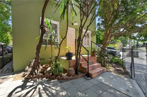 Elysian Heights Triplex Opportunity
