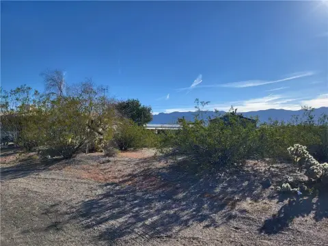 Residential Land in Meadview, Arizona