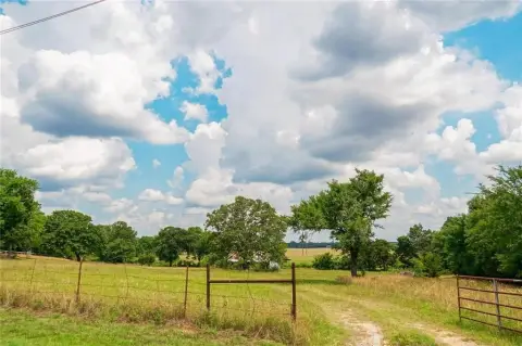 35-Acre Ranch in Denison, Texas