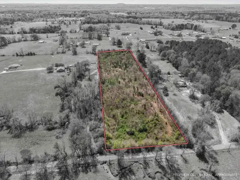 6.13 Acres in Union Hill