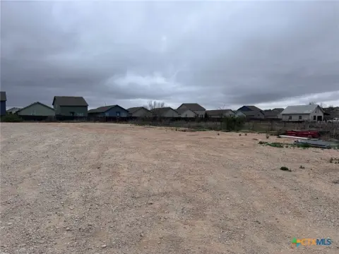 Commercial Land For Lease