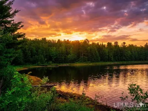 Waterfront Land in Michigan's Upper Peninsula