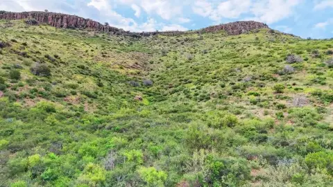 Gated Mountain Land