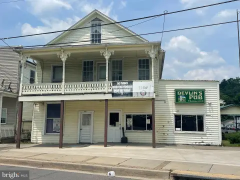 Mixed-Use Multi-Unit Property